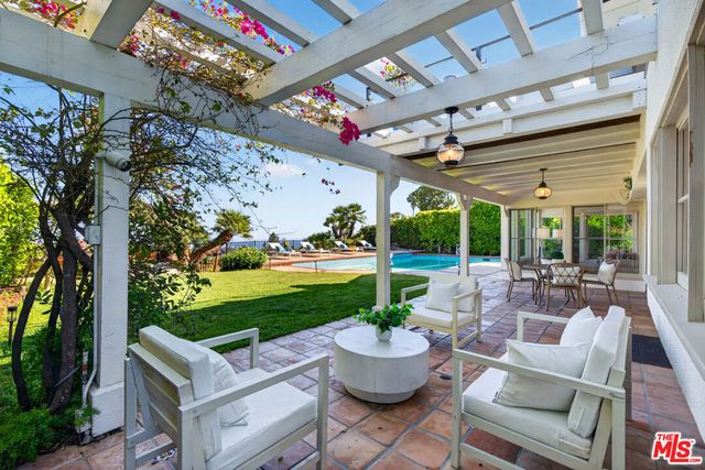 2663 Cordelia Road, Los Angeles, CA 90049