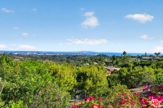 2663 Cordelia Road, Los Angeles, CA 90049