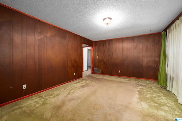 2900 VETERANS MEMORIAL DRIVE W, Adamsville, AL 35005