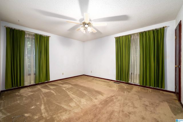 2900 VETERANS MEMORIAL DRIVE W, Adamsville, AL 35005