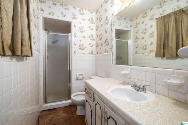 2900 VETERANS MEMORIAL DRIVE W, Adamsville, AL 35005