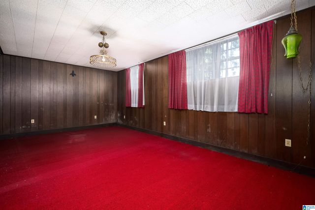 2900 VETERANS MEMORIAL DRIVE W, Adamsville, AL 35005