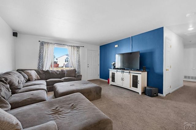 629 S Aguilar Dr, Pueblo, CO 81007