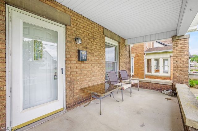110 E Iron Avenue, Dover, OH 44622