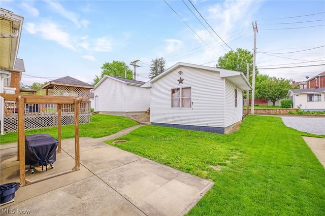 110 E Iron Avenue, Dover, OH 44622
