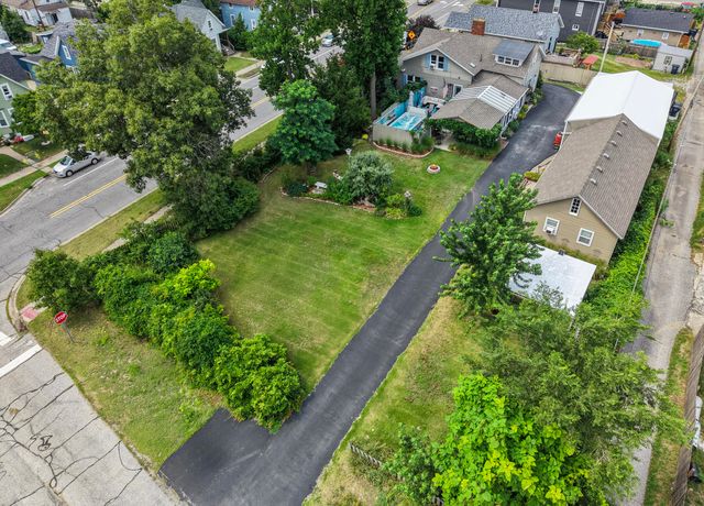1814 Ohio Street, Michigan City, IN 46360