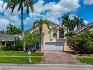 3570 Kent DR, Naples, FL 34112