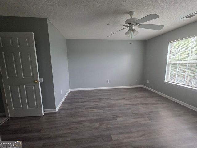 132 Hawkeye Lane, Conyers, GA 30012