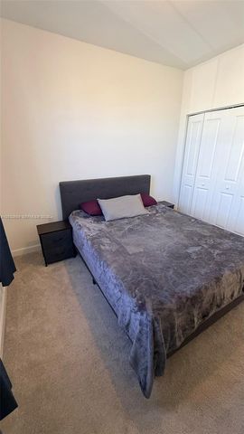 2424 SE 29th Street, Homestead, FL 33035