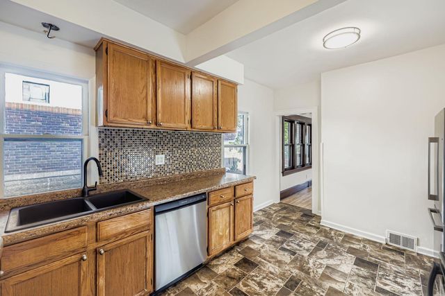 1683x Minnehaha Avenue E, Saint Paul, MN 55106