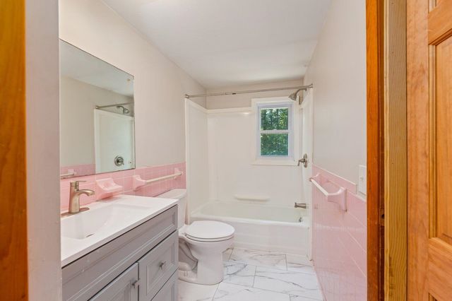 15 Webb Road, Peterborough, NH 03458