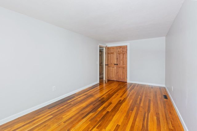 15 Webb Road, Peterborough, NH 03458
