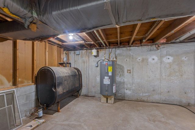 15 Webb Road, Peterborough, NH 03458