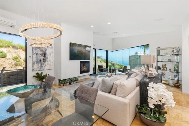 616 Bolsana Drive, Laguna Beach, CA 92651