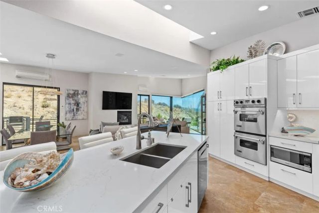 616 Bolsana Drive, Laguna Beach, CA 92651