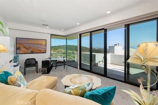 616 Bolsana Drive, Laguna Beach, CA 92651