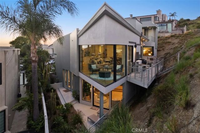 616 Bolsana Drive, Laguna Beach, CA 92651