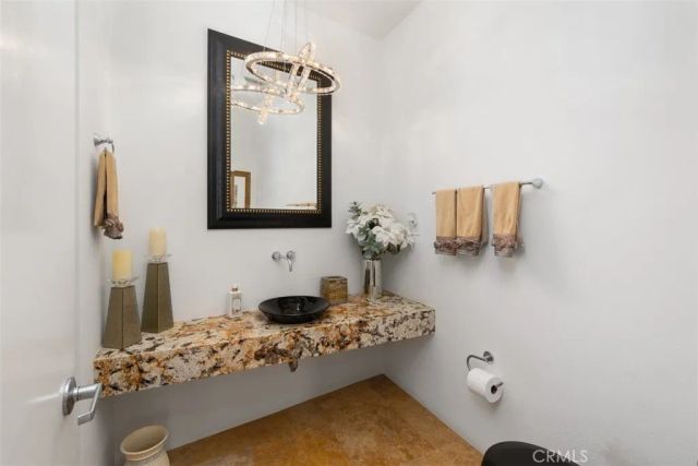 616 Bolsana Drive, Laguna Beach, CA 92651