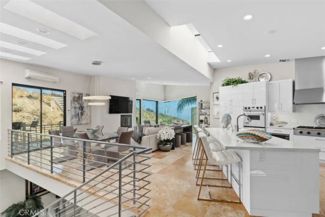 616 Bolsana Drive, Laguna Beach, CA 92651