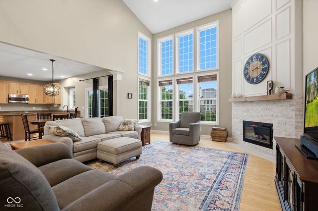13686 Monique Drive, Carmel, IN 46074