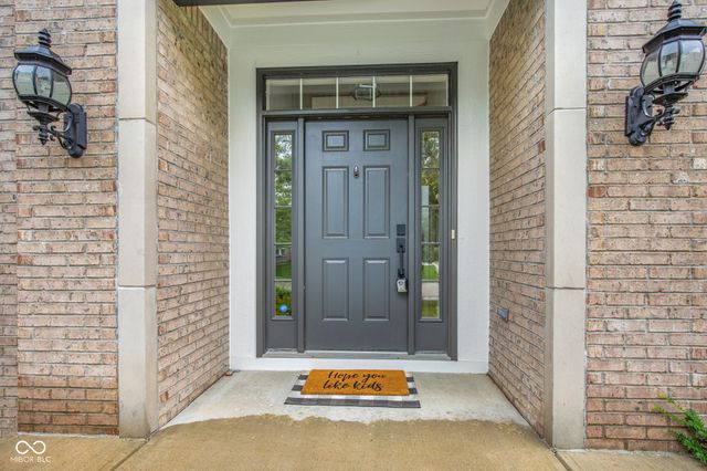 13686 Monique Drive, Carmel, IN 46074