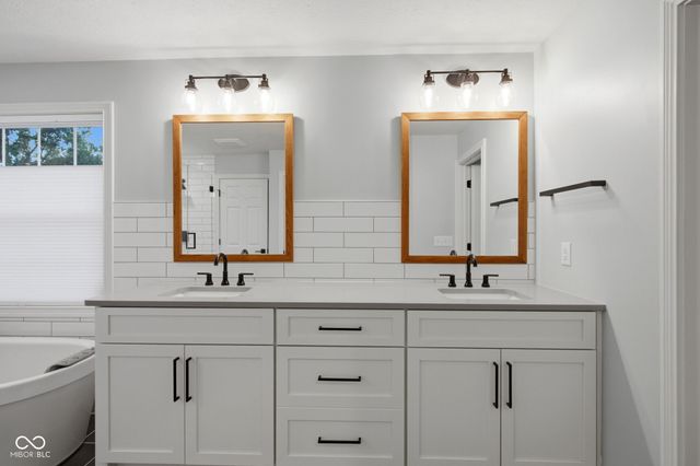 13686 Monique Drive, Carmel, IN 46074
