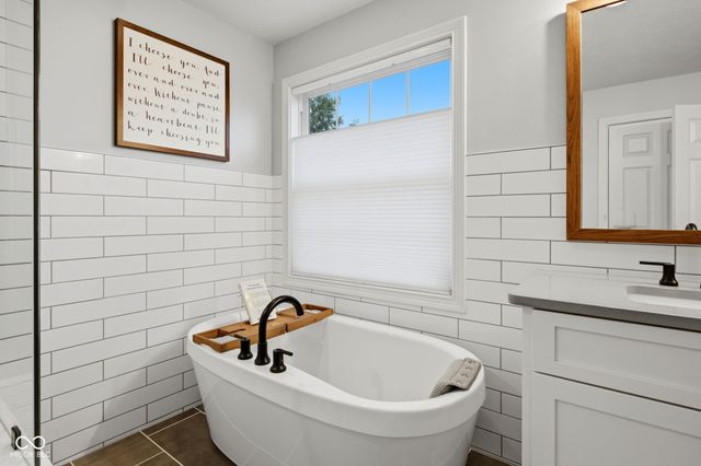 13686 Monique Drive, Carmel, IN 46074