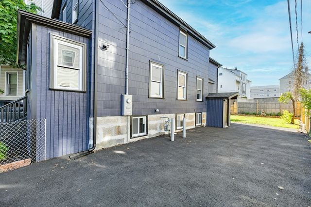 17 Scott St., New Bedford, MA 02744