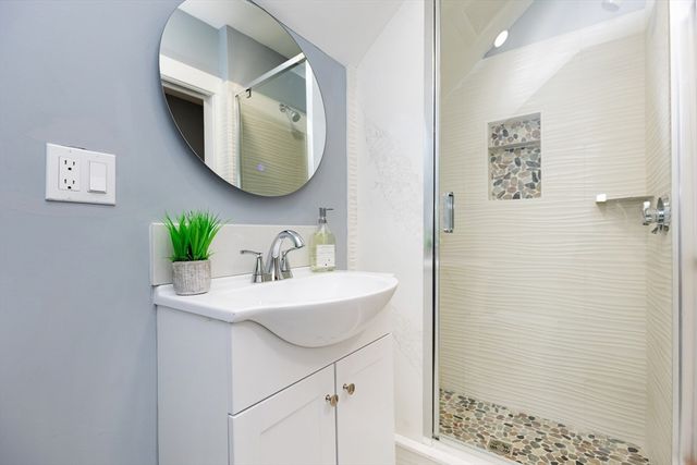 17 Scott St., New Bedford, MA 02744