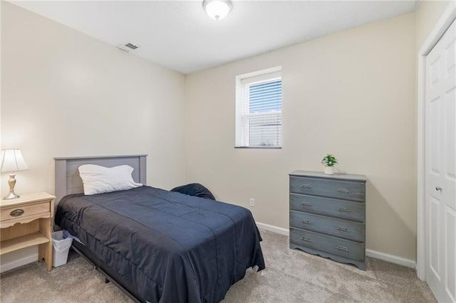 1221 SW Sunflower Drive, Lee's Summit, MO 64081