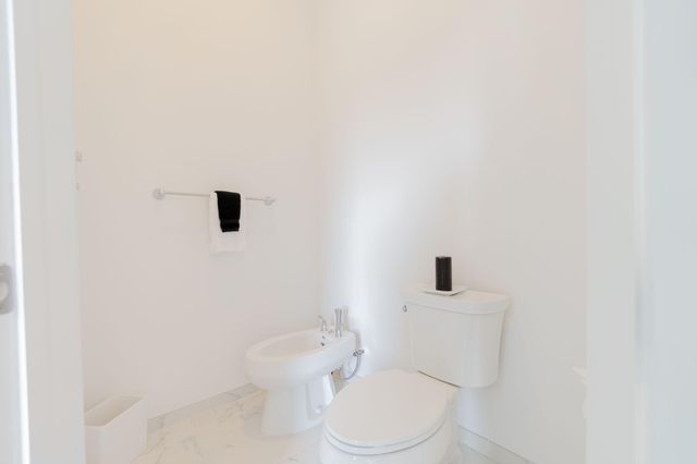 6950 NW 27th Avenue, Boca Raton, FL 33496