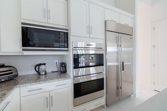 6950 NW 27th Avenue, Boca Raton, FL 33496