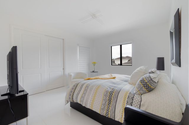 6950 NW 27th Avenue, Boca Raton, FL 33496