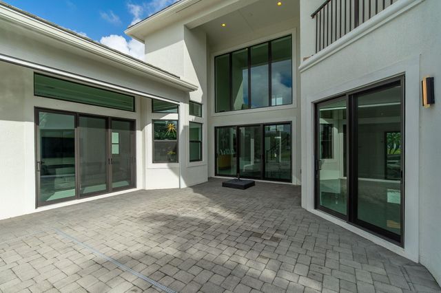 6950 NW 27th Avenue, Boca Raton, FL 33496