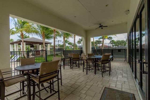 6950 NW 27th Avenue, Boca Raton, FL 33496