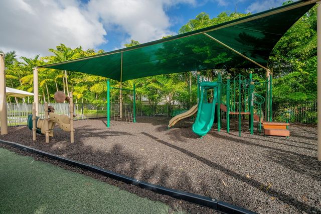 6950 NW 27th Avenue, Boca Raton, FL 33496