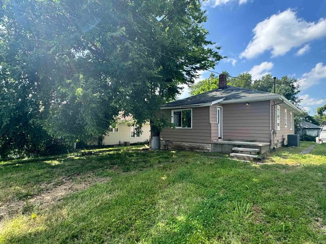 1208 9th Street, Bedford, IN 47421
