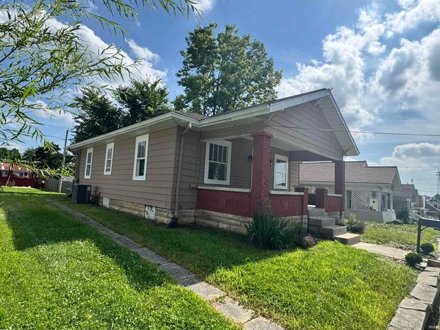 1208 9th Street, Bedford, IN 47421