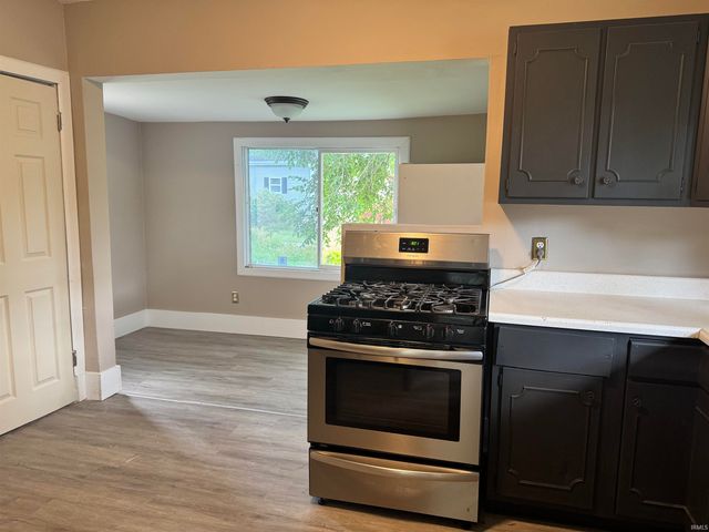 1208 9th Street, Bedford, IN 47421