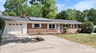 1341 26th Street SW, Hickory, NC 28602
