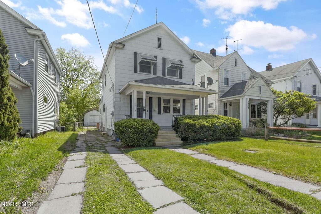3822 Torrance Drive, Toledo, OH 43612