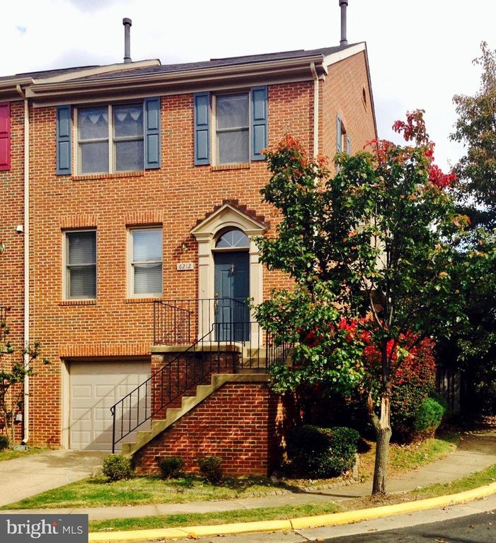 6212 SQUIRES HILL DR, Falls Church, VA 22044