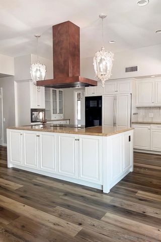 2736 Via Chinarros, Alpine, CA 91901