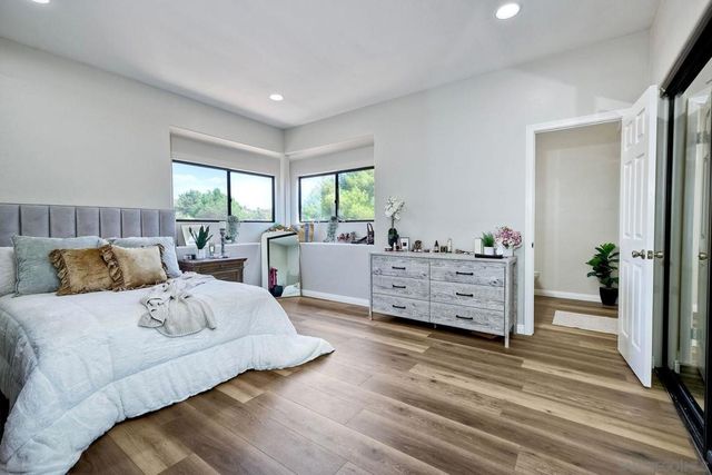 2736 Via Chinarros, Alpine, CA 91901