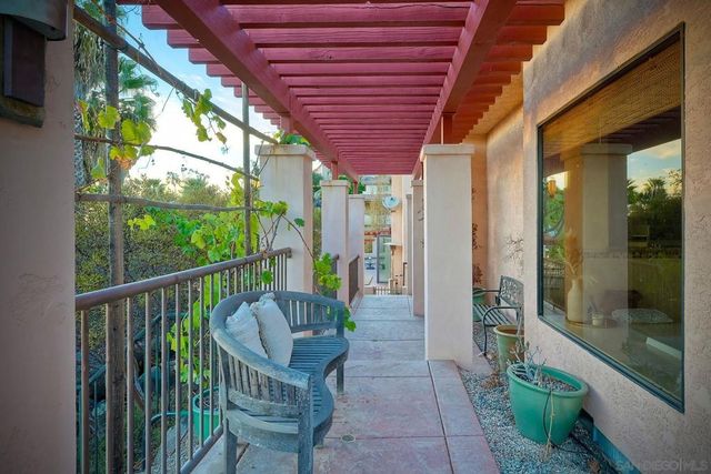 2736 Via Chinarros, Alpine, CA 91901