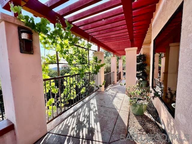 2736 Via Chinarros, Alpine, CA 91901