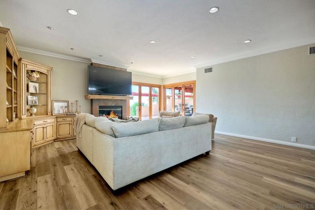 2736 Via Chinarros, Alpine, CA 91901
