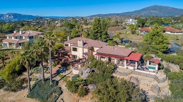 2736 Via Chinarros, Alpine, CA 91901