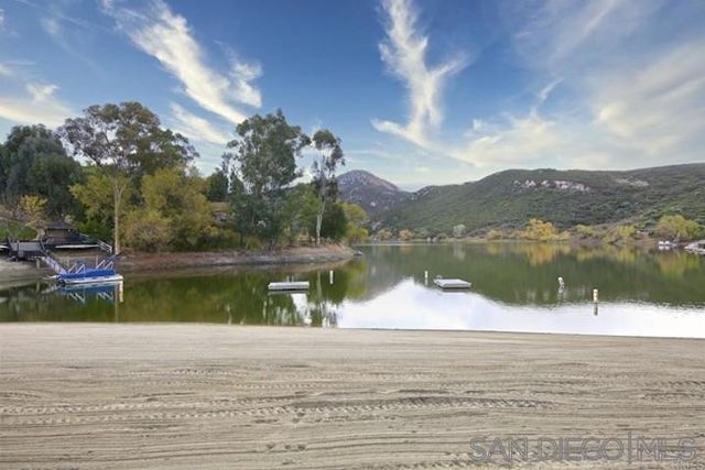 2736 Via Chinarros, Alpine, CA 91901