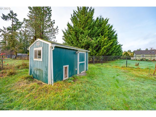 88165 HUSTON Rd, Veneta, OR 97487